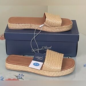 🌸NEW Universal Thread Goods Co. Natural Slide Sandals